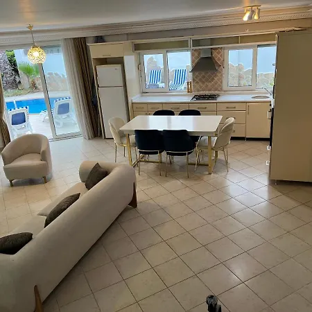 Villabelek8 * ベレキ