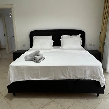 Villabelek8 Vilă *